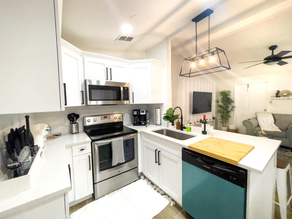 Cozy Home In Tampa Near Ybor & Busch Gardens Esterno foto
