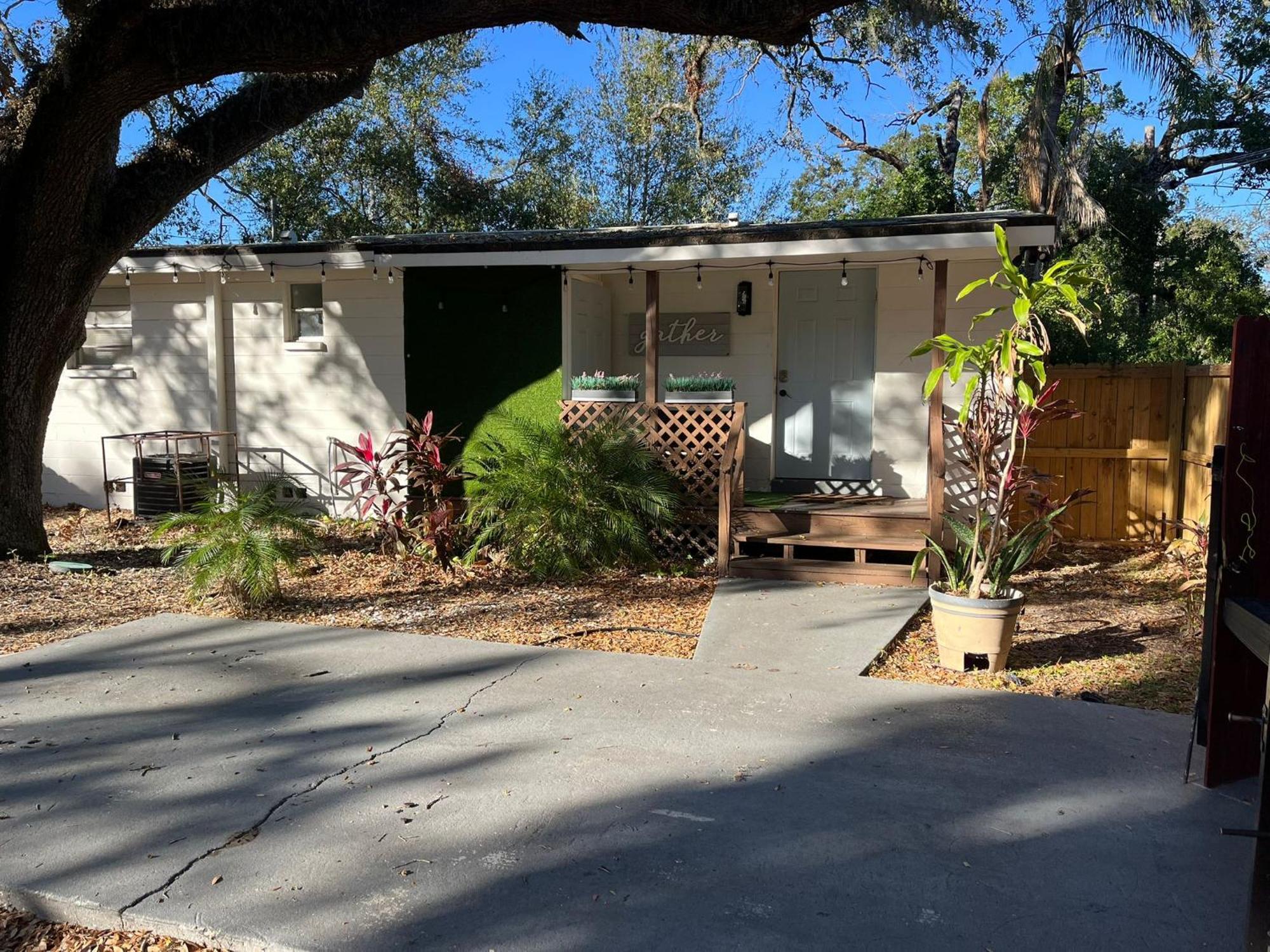 Cozy Home In Tampa Near Ybor & Busch Gardens Esterno foto